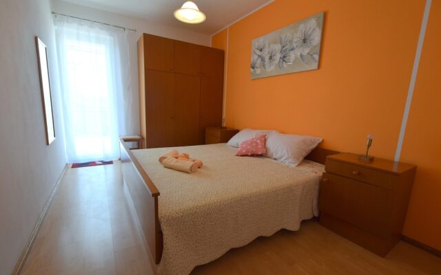 Three Bedroom Apartment Pinezic