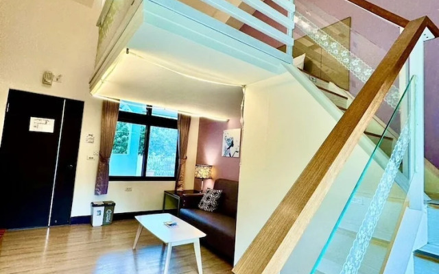 Li Wu Zuo Can B&B