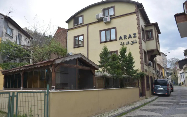 Araz Residence