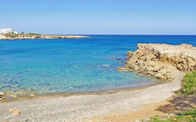Amber Protaras in Protaras