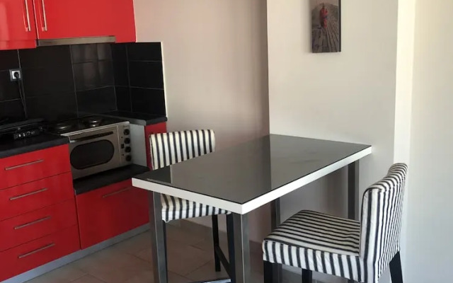 Roomotel Apartments