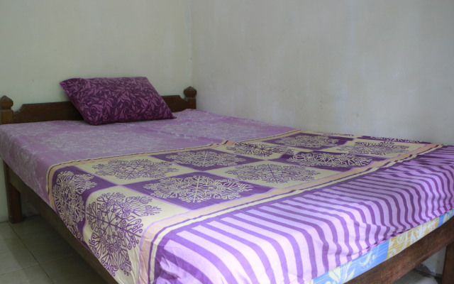Homestay Mbah Parni By Zuzu