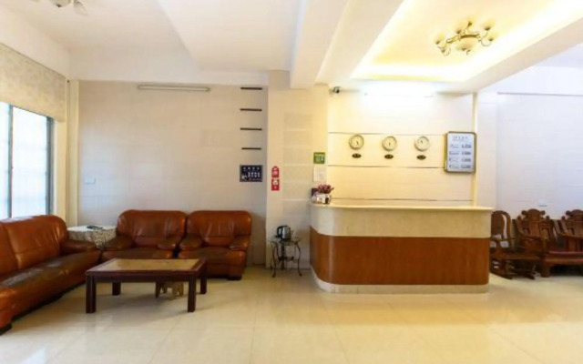 Riyuehe Hostel