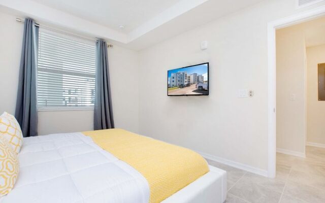 Paradox Condo Story Lake