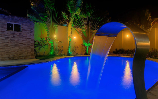 Casa Incrível na Praia de Tabuba by Carpediem