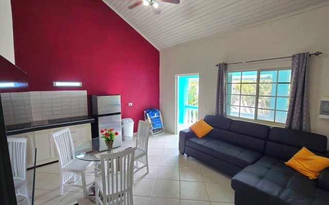 Adorable 1-bedroom Apartment 3 km From Eagle Beach