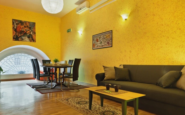 Principe Eugenio Apartment