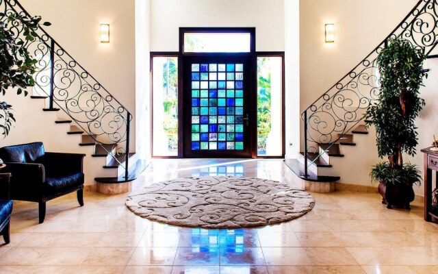 Blue Water Villa