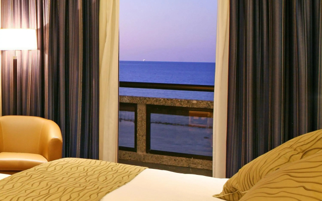 Crowne Plaza Limassol by IHG