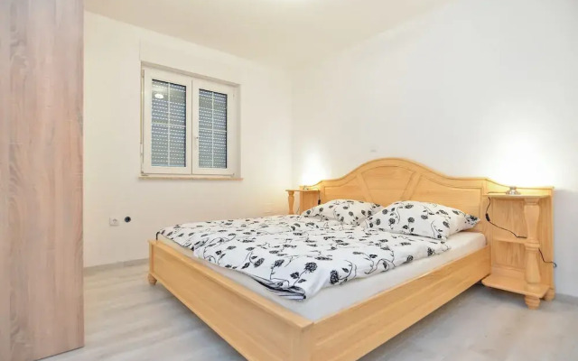 Apartment 1739