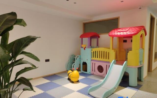 Yunshang Grassland·Anjiye can pool holiday homestay (Yucun Liangshan Scenic Area)