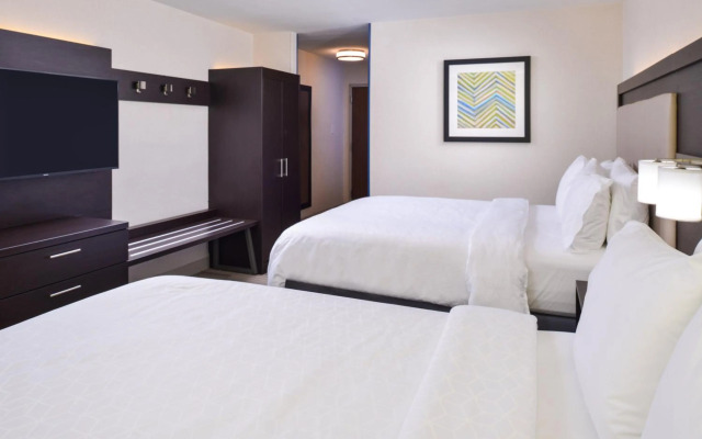 Holiday Inn Express & Suites Shreveport - Downtown by IHG