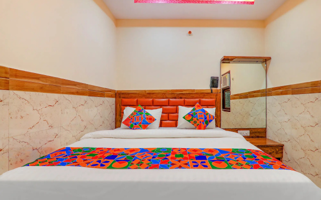 Fabhotel Shree Galaxy