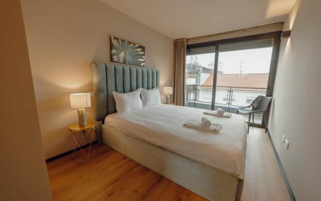 City Center Premium Apartment by Vacationy