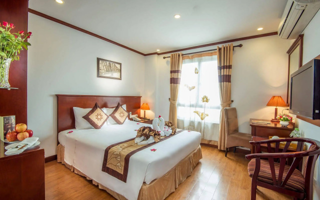 May De Ville Old Quarter Ii Hotel