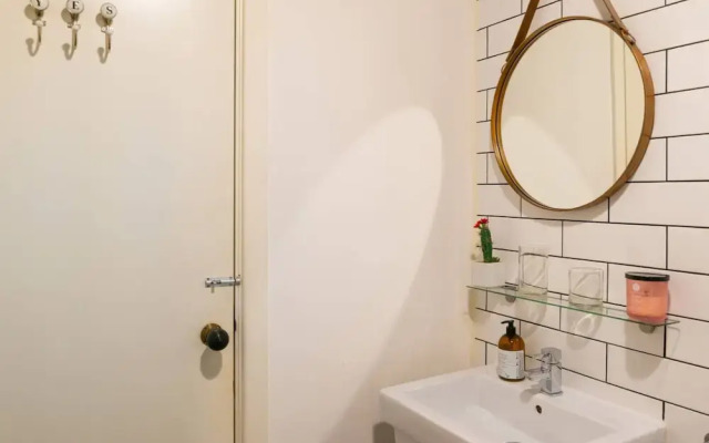 Characterful 2 Bedroom Apartment in Manchester