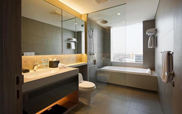 Oakwood Hotel & Residence Surabaya