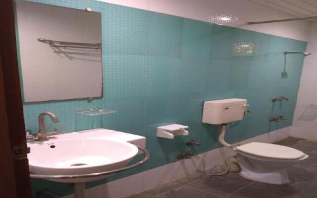 Capital O 82556 Hotel Pride