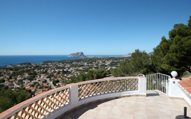 Bellevue - sea view holiday home with private pool in Benissa