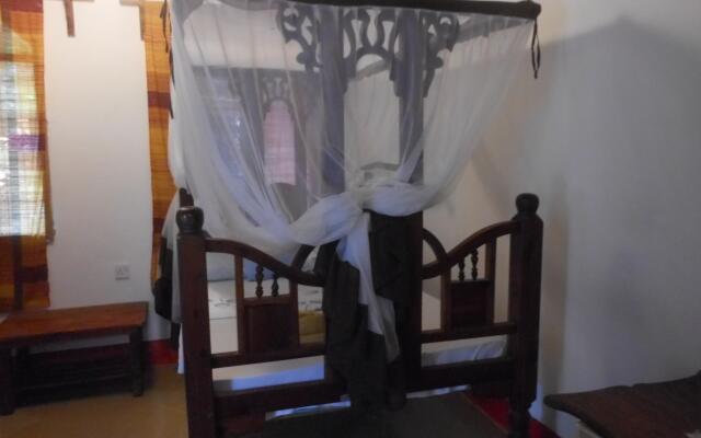 Mbuyuni Beach Village - Bungalows