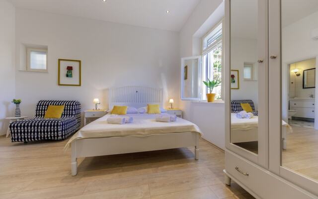 Ivano's studio apartments
