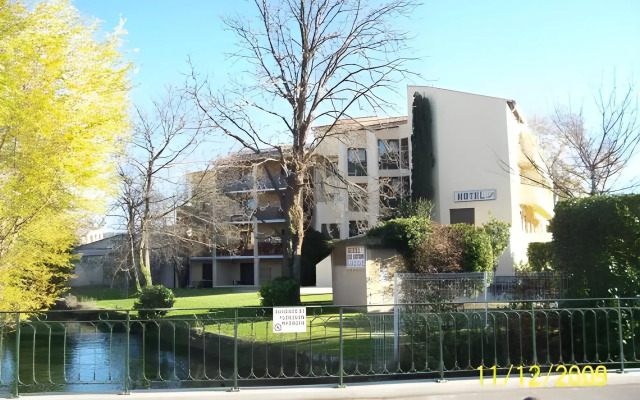 Hotel les Névons
