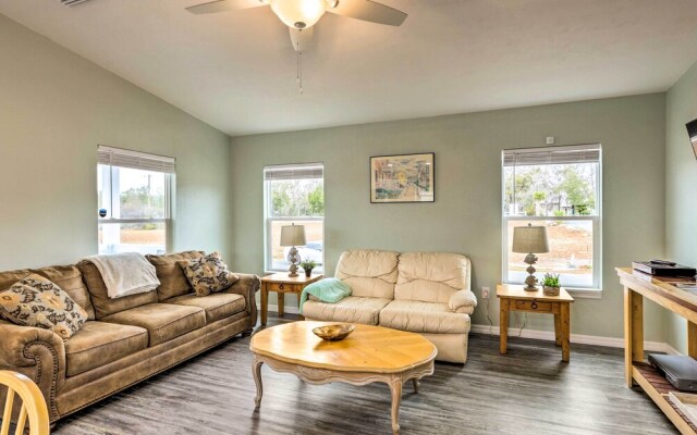 Family-friendly Home, Walk to Steinhatchee River!