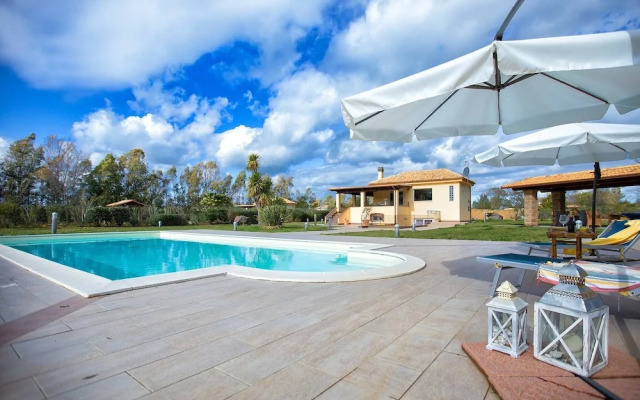 Alghero, Villa Annetta with swimming pool for 10 people