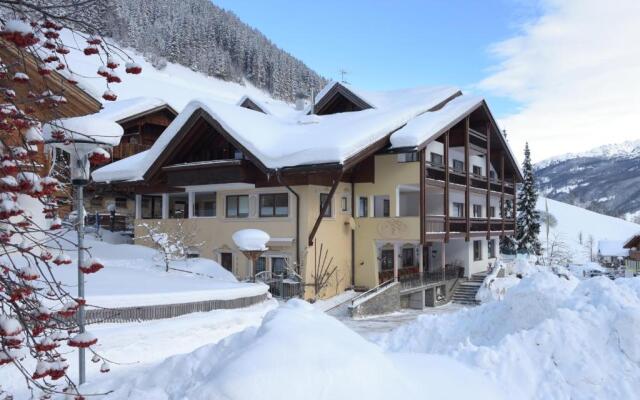 Hotel Alpenfrieden