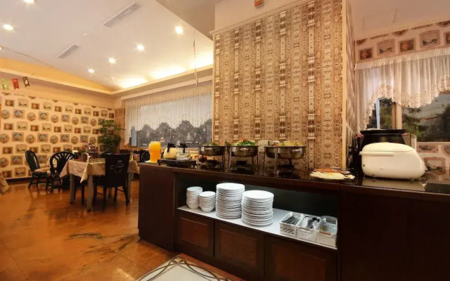 Pink Lotus Hotel