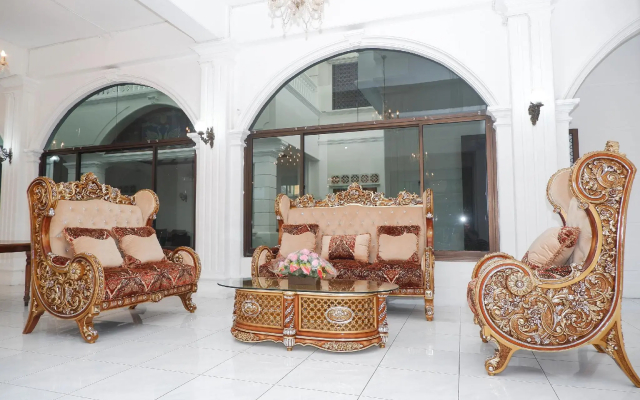 OYO 1136 Hotel Surya Solo