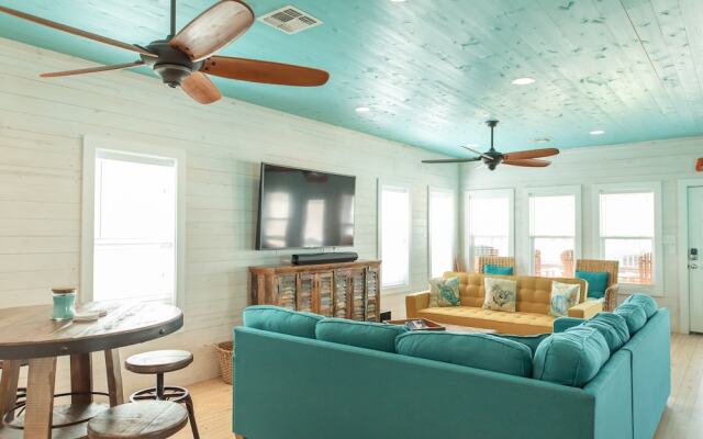 Beach Therapy 4 Bedroom Home