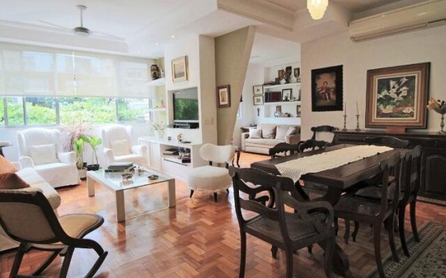 Leblon Cupertino House