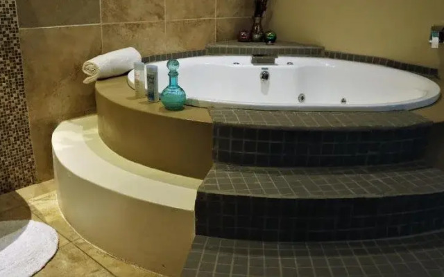 Moonriver Guesthouse