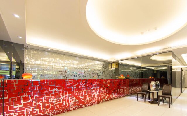 Vintage Apple Hotel