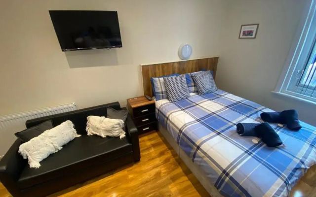 Seaside Suites Superior Apartments