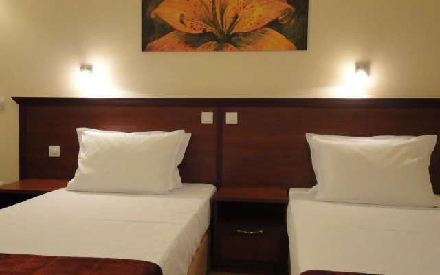 Hotel Favorit