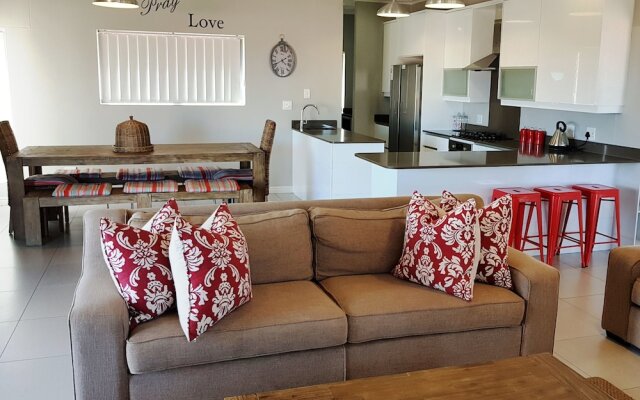 8 Aquila Covo Self catering