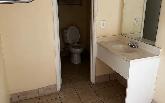 Loyalty Inn Charlotte Airport