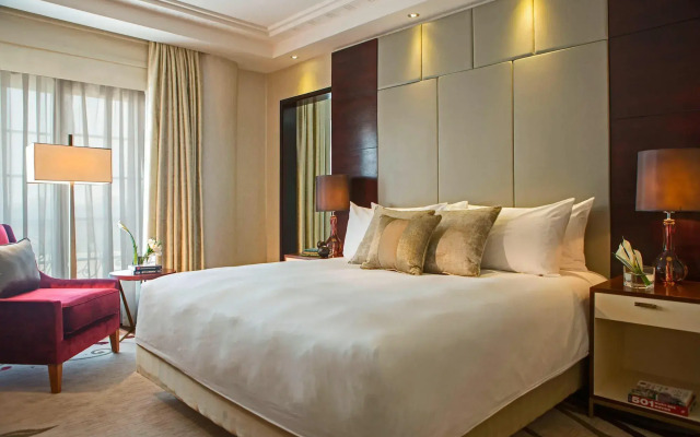 Renaissance Cairo Mirage City Hotel