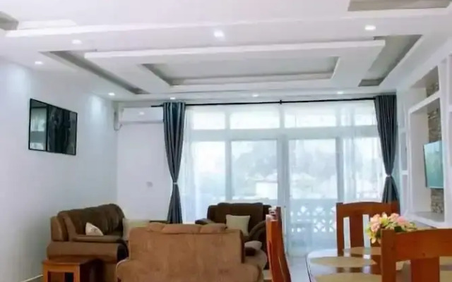 Lux Suites Kijani Beach Apartments