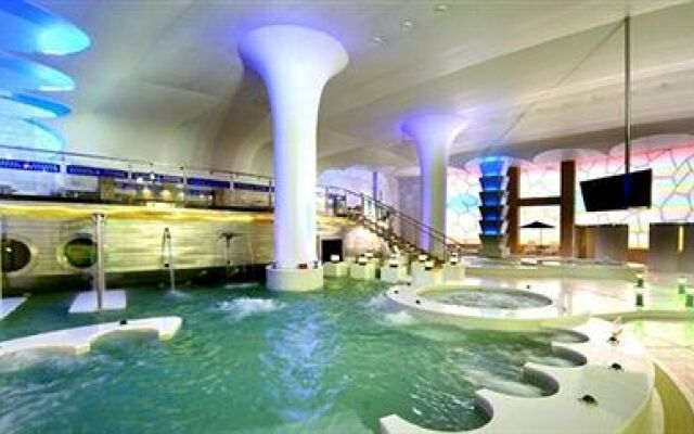 Yingkou Intercontinental Holiday Inn