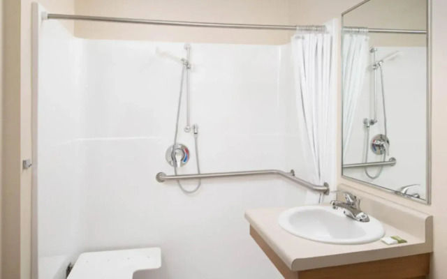 WoodSpring Suites Tulsa