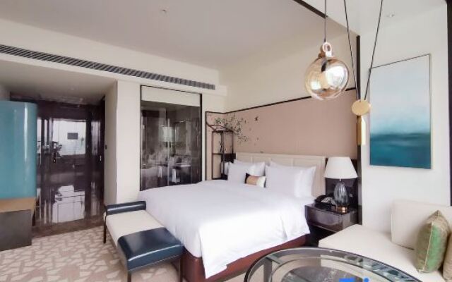 Rainbird Hotel