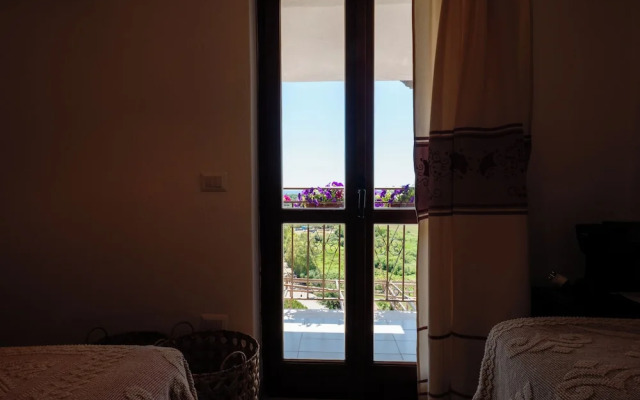 B&B il castello .con balcone vista mare