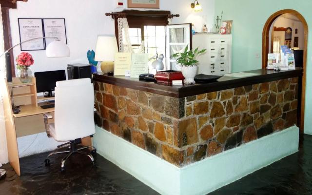 Отель Cretan Village