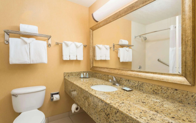 Wyndham Garden Phoenix Midtown