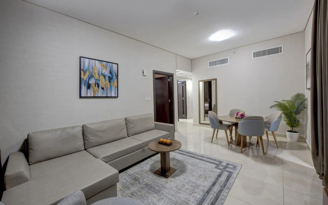 Royal Regency Suites Dubai Marina Hotel