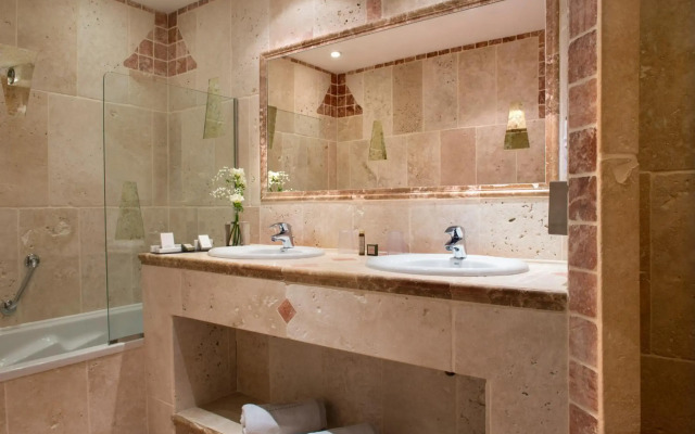 La Bastide De Tourtour & Spa Hôtel