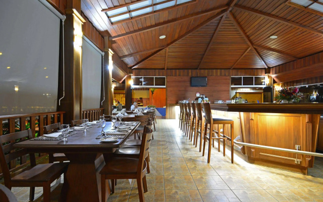 Arenal Manoa & Hot Springs Resort